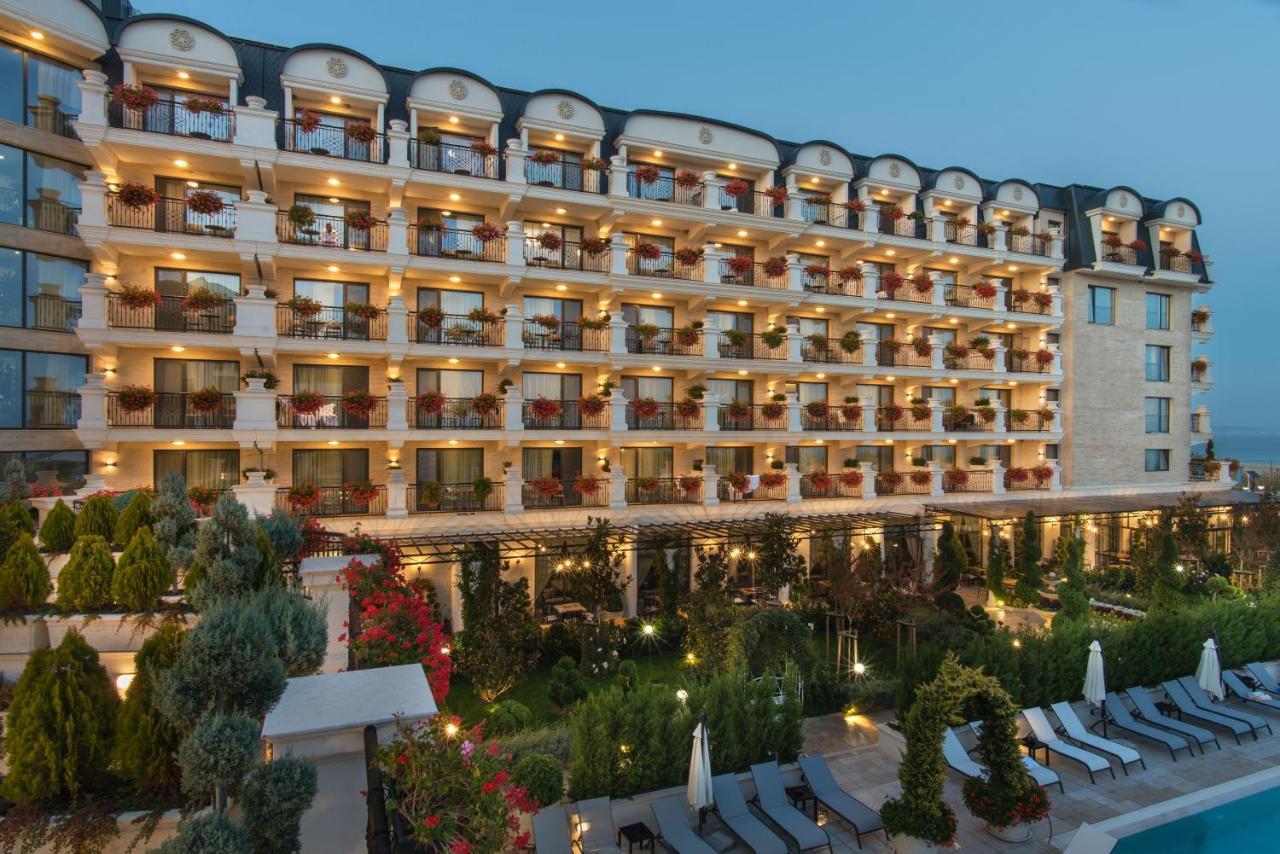 Casa Di Fiore Spa And Medical Hotel, Mineral Pools & Private Beach كرانيفو المظهر الخارجي الصورة
