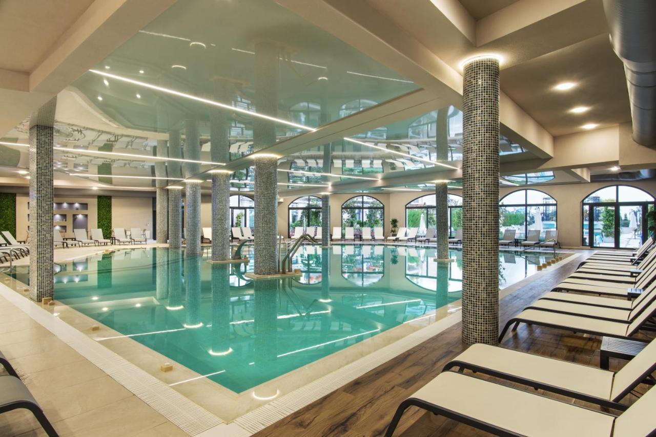 Casa Di Fiore Spa And Medical Hotel, Mineral Pools & Private Beach كرانيفو المظهر الخارجي الصورة Spa center