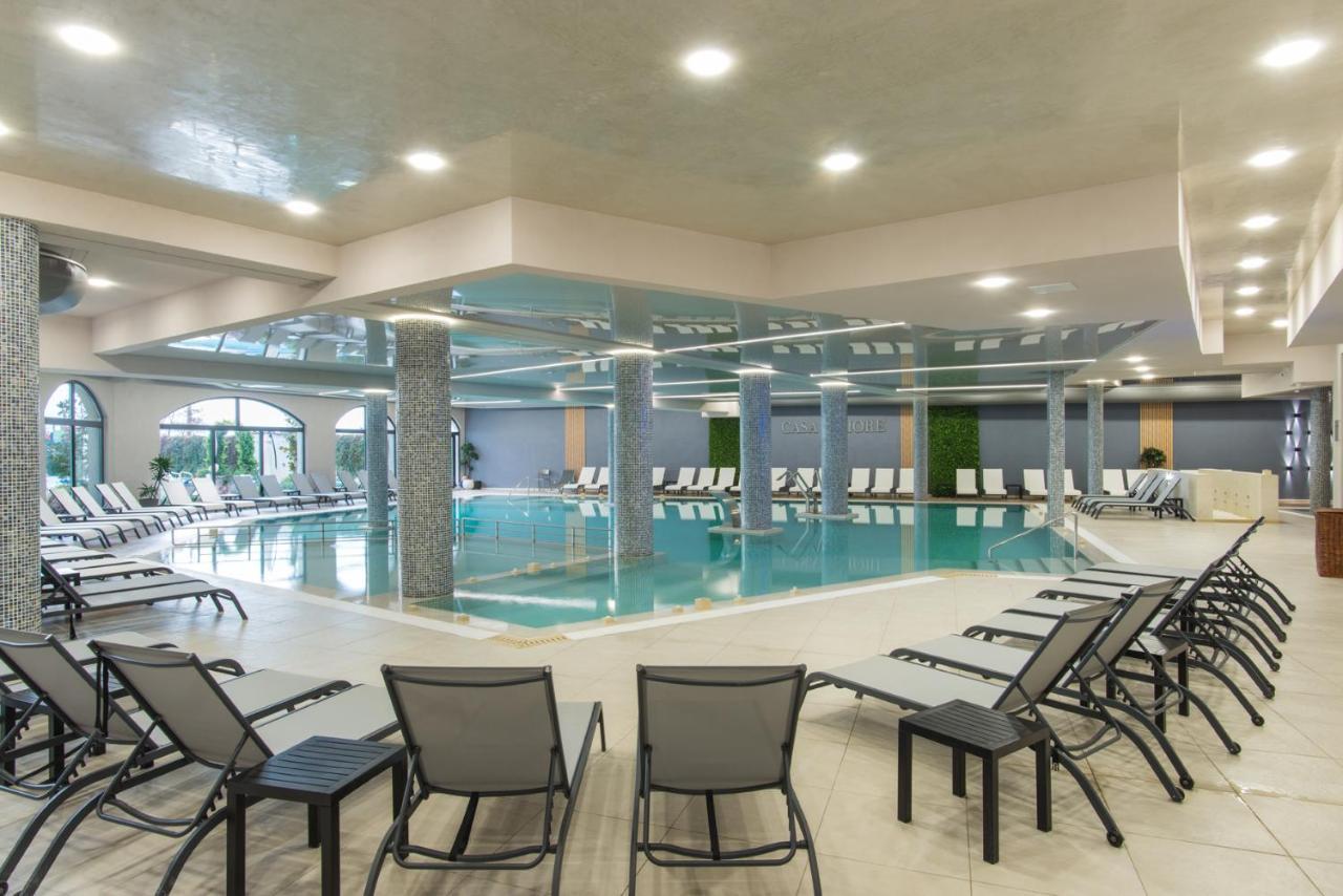 Casa Di Fiore Spa And Medical Hotel, Mineral Pools & Private Beach كرانيفو المظهر الخارجي الصورة Spa center