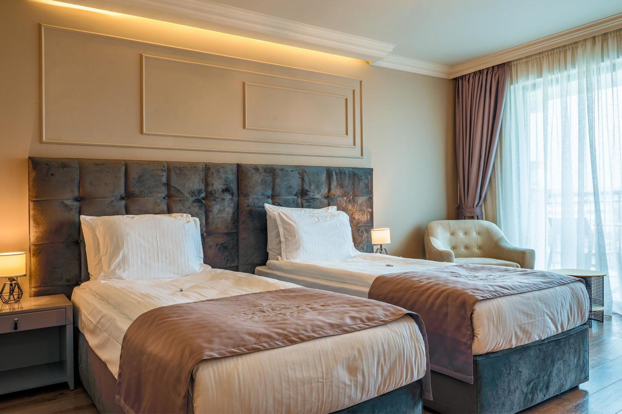Casa Di Fiore Spa And Medical Hotel, Mineral Pools & Private Beach كرانيفو المظهر الخارجي الصورة